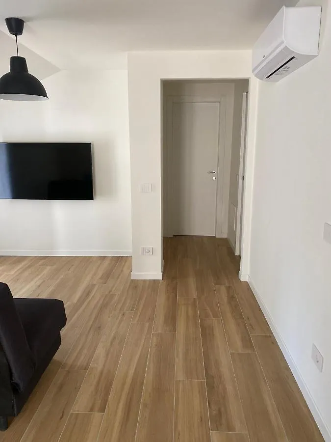 E.G. House Apartment Milan