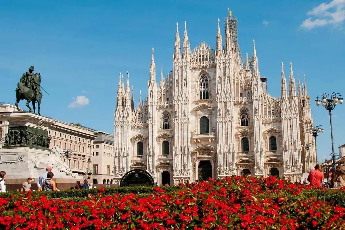 E.G. House Apartment Milan Italy